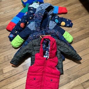 Five toddler boy’s winter jacket plus one winter vest